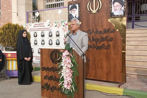 مدرسه فرزانگان ملارد میزبان نمایشگاه دستاوردهای علمی دانش‌آموزان