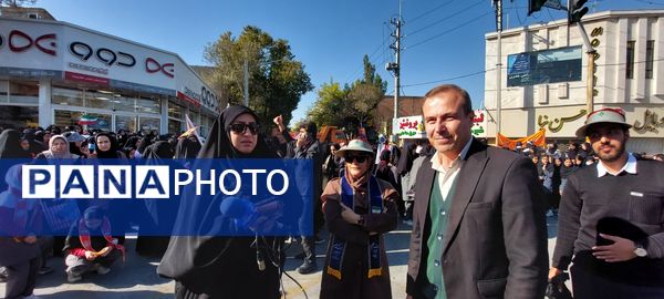 راهپیمایی روز ۱۳ آبان در شهرستان سملقان