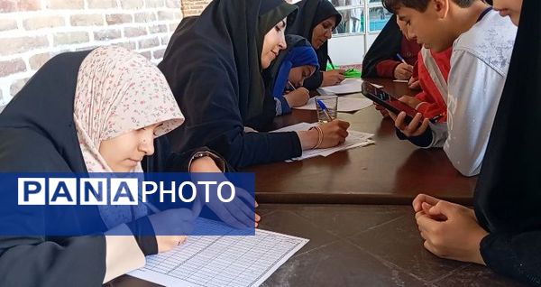  خدمت رسانی ادارات و سازمان‌های شهرستان نیشابور در میز خدمت نماز جمعه