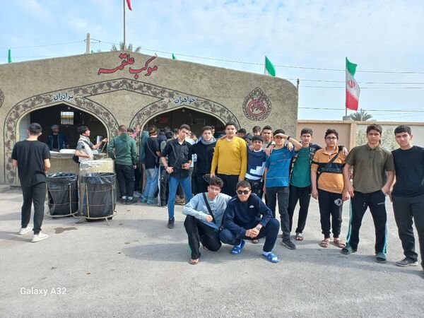 اردو راهیان نور پسران منطقه۱۸ پایتخت