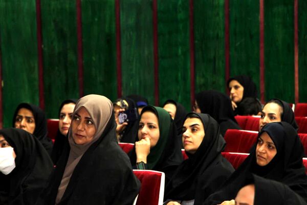 همایش معلمان جهادگر استان یزد