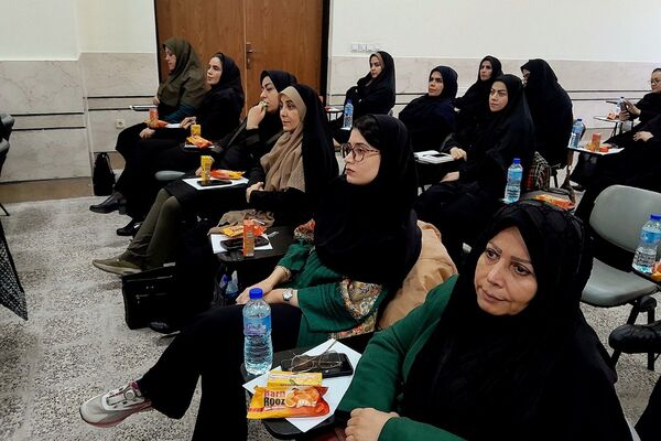 همایش فصلی مدیران مدارس فشافویه با تأکید بر قانون مداری، ارتقای کیفیت آموزشی و سلامت دانش آموزان 