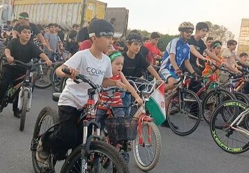 همایش دوچرخه‌سوار با حضور نوجوانان و جوانان اسلامشهری