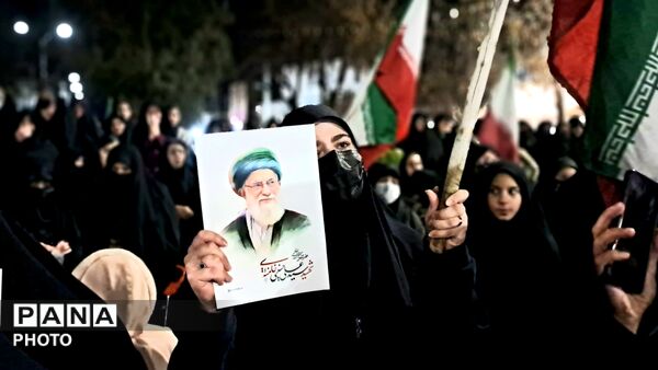 فریاد مقاومت و انتقام با حماسه حضور اهالی رزن