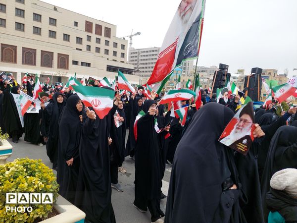 اجتماع نوجوانان تشکل های دانش‌آموزی در مشهد