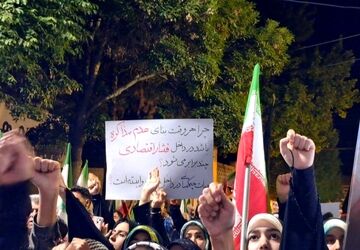 میدان‌داری شبانه شهر شهیدپرور زرقان به عشق وطن