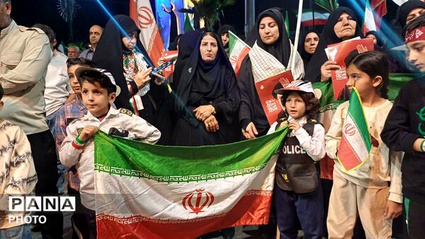 نمایش  اقتدار و وفاداری ،حضور پرشور مردم کوهدشت