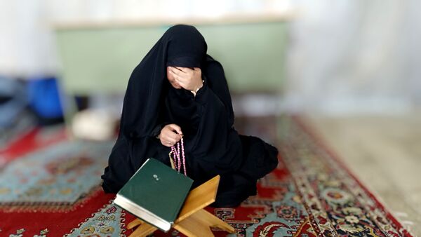 آیین معنوی اعتکاف دانش‌آموزان دختر مسجد سیدالشهدای یاسوج