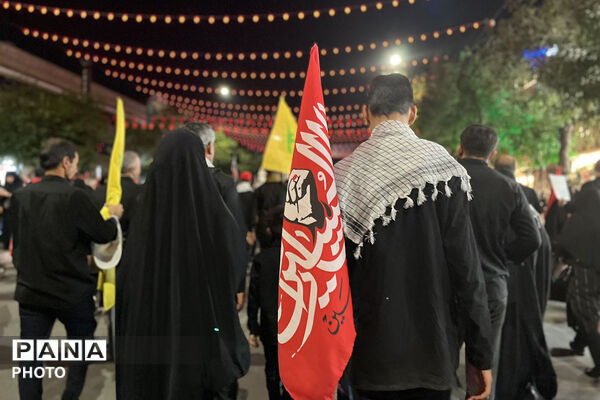 مشهد در سوگ؛ بدرقه باشکوه رهبر شهید انقلاب در جوار بارگاه رضوی