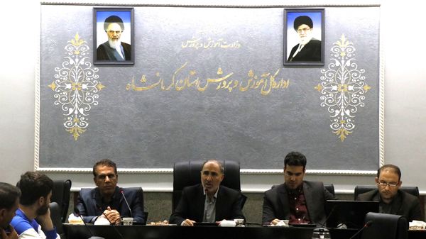آیین تجلیل از برگزیدگان مسابقات قرآن، عترت و نماز فرهنگیان
