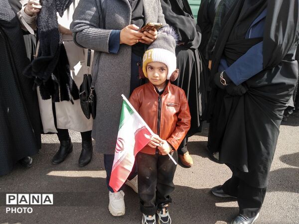 باز هم خون مقدس شهید همه را برای بدرقه فرا خواند