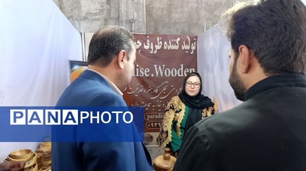 نمایشگاه دستاوردها و توانمندی بانوان روستایی در روستای بشرآباد