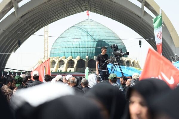 مستندسازی گسترده انجمن سینمای جوانان ایران از آیین بدرقه پیکر رهبر شهید انقلاب