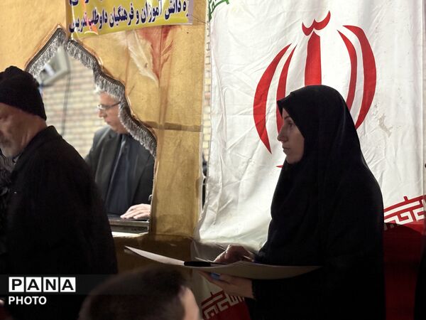 اجتماع دانش‌آموزان مدارس شاهد در موج سی‌وهشتم 