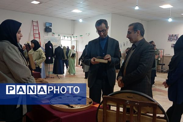 جشنواره "ایران رنگارنگ" در هنرستان سعادت پردیس