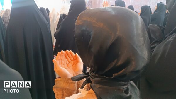 تجلی اتحاد و همبستگی در نماز جمعه فارسان