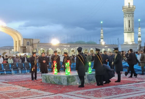مراسم تشییع و خاکسپاری دو شهید گمنام دوران دفاع مقدس در قم