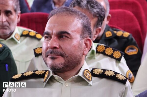 تکریم و معارفه در فرماندهی انتظامی شهرستان بهارستان
