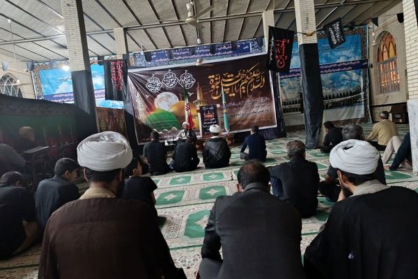 سوگ خورشید خراسان در حاجی‌آباد عزاداری شهادت امام رضا(ع)