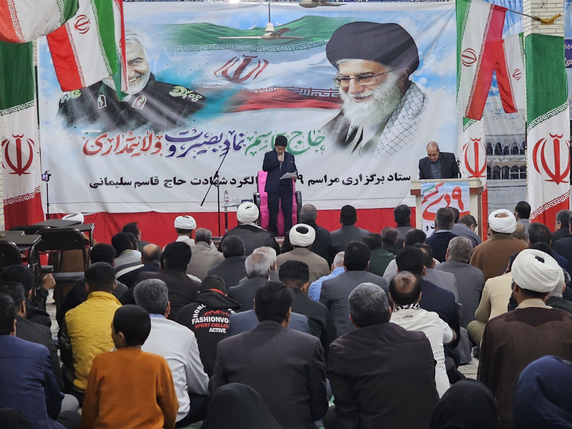 حماسه ۹دی و یاد سردار سلیمانی چراغ هدایت ملت ایران در برابر فتنه‌ها است