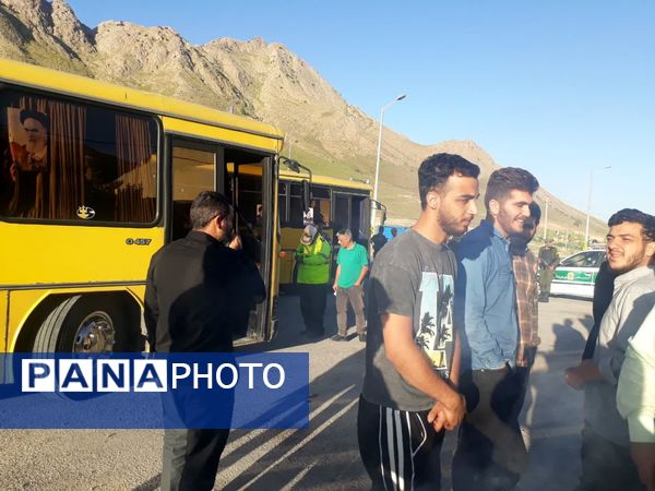 اعزام ۴۰۰ زائر فیروزکوهی به مرقد مطهر امام خمینی(ره)