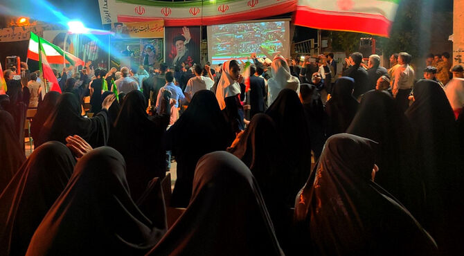 مردمان لرستان خیابان را ترک نخواهند کرد