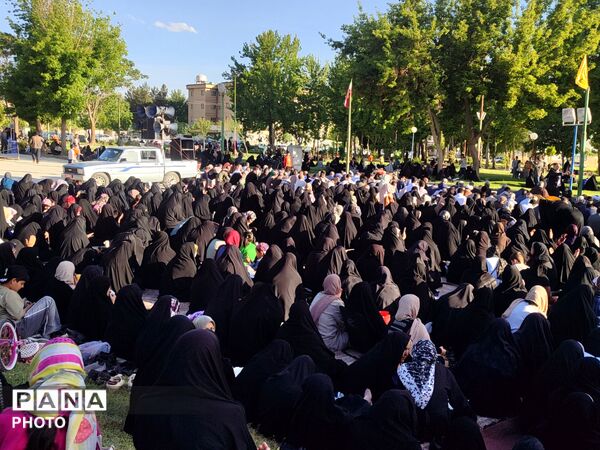 دعای پر فیض عرفه و مناجات عاشقانه امام حسین«؏» در آستان مقدس حضرت حقوق نبی«؏»