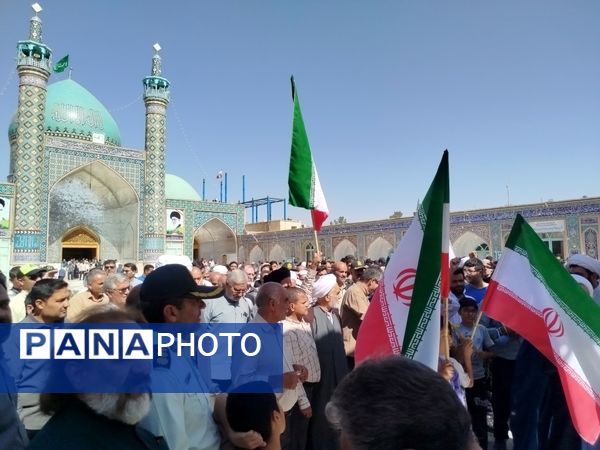 خروش مردم کاشمر در «جمعه خشم»؛ از امامزاده سید حمزه (ع) تا گلزار شهدا