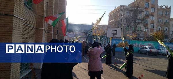 مراسم استقبال از شهدای گمنام در دبیرستان شهید صدوقی ناحیه 2 کرج 