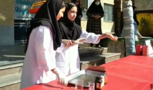 جشن روز آزمایشگاه در دبیرستان شهید مرادعلی امینی و هنرستان کیمیا