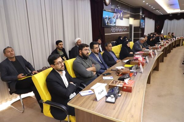 کارگاه توان افزایی کارشناسان قرآن، عترت و نماز و مدیران دارالقرآن‌های استان آذربایجان شرقی 