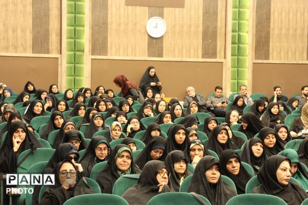  هفتمین اجلاس سراسری نماز دانش‌آموزی شهر تهران