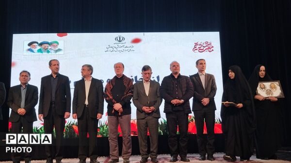 گردهمایی فرهنگیان با حضور نایب رئیس مجلس شورای اسلامی در شهرستان خرم‌آباد
