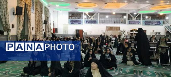 جشن ولادت حضرت فاطمه زهرا (س) در مسجد امام حسین (ع)