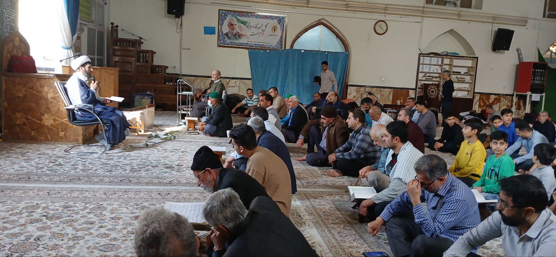 حضور رئیس حوزه علمیه شیروان در جمع معتکفین مسجد جامع شیروان