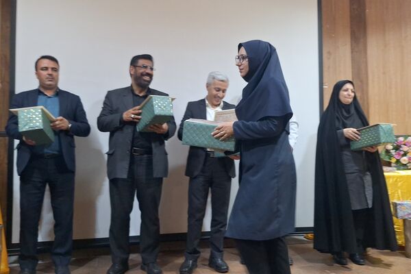 تجلیل از مقام‌آوران جشنواره تجارب برتر تربیتی 