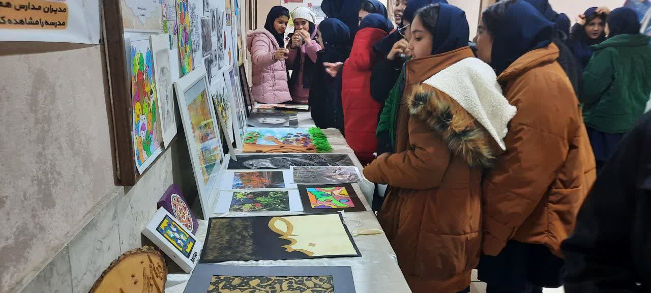 برگزاری هفته فرهنگی و هنری ماها در دبیرستان دخترانه بهار    