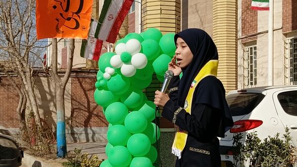   جشن شعبانیه در دبیرستان دخترانه ذبیح الله هوشیار مشهد