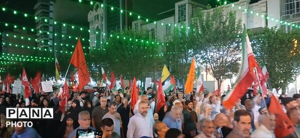 حضور مردم کرج در صد و هشتاد و یکمین خروش حماسی