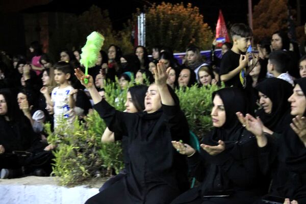 مراسم عزاداری و تعزیه خوانی شب هشتم محرم در گچساران 