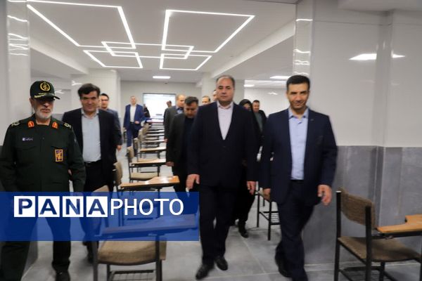 آیین بهره‌برداری از پروژه‌های عمرانی مرکز آموزشی استعدادهای درخشان شهید مدنی تبریز