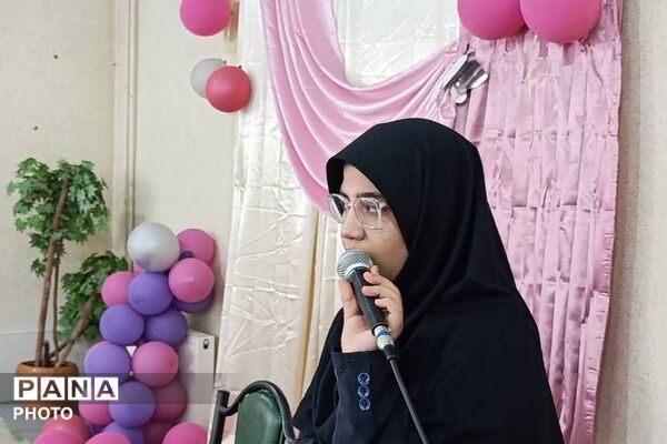 طنین عطر بندگی در فضای مدارس