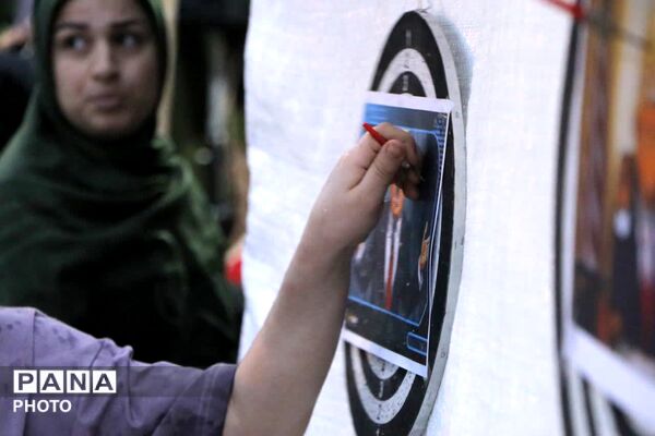 اجتماع باشکوه عاشقان ولایت در جشن چندصد متری عید غدیر شهرستان لاهیجان