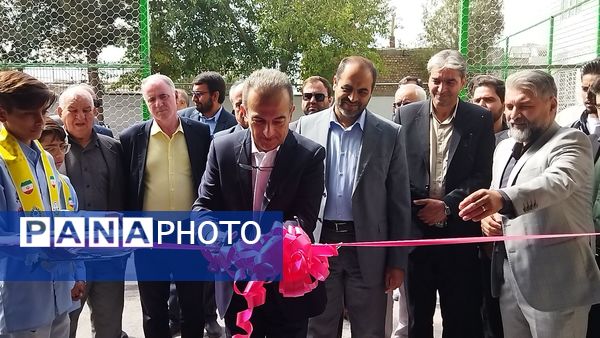 آیین افتتاحیه کارگاه و زمین چمن هنرستان تخصصی خودرو برادران نیشابور 