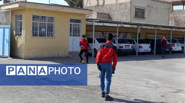 مسابقات درون مدرسه‌ای فوتسال در دبیرستان امام رضا (ع) نیشابور 