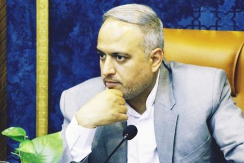 تکریم مقام معلم باید به صورت فرهنگ عمومی در جامعه نهادینه شود