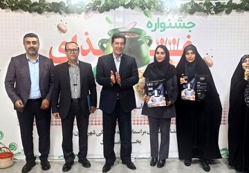 برگزاری جشنواره غذای ایرانی همزمان با هفته فرهنگی شهرستان ملارد، در فرهنگ سرای بخش صفادشت