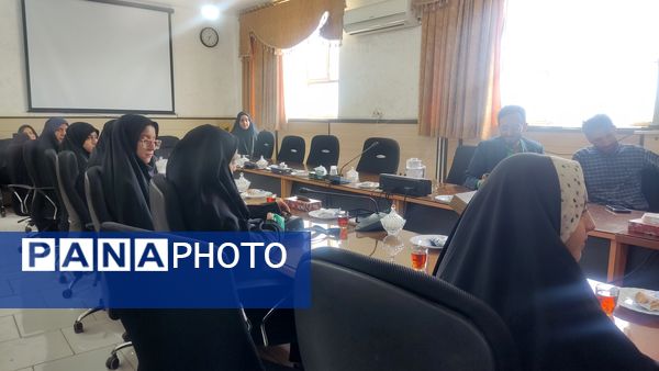 دیدار خبرنگاران پانا با مدیر آموزش و پرورش ناحیه 3 قم