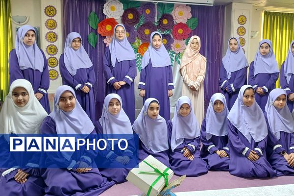 جشن نیمه شعبان در دبستان میقات پردیس