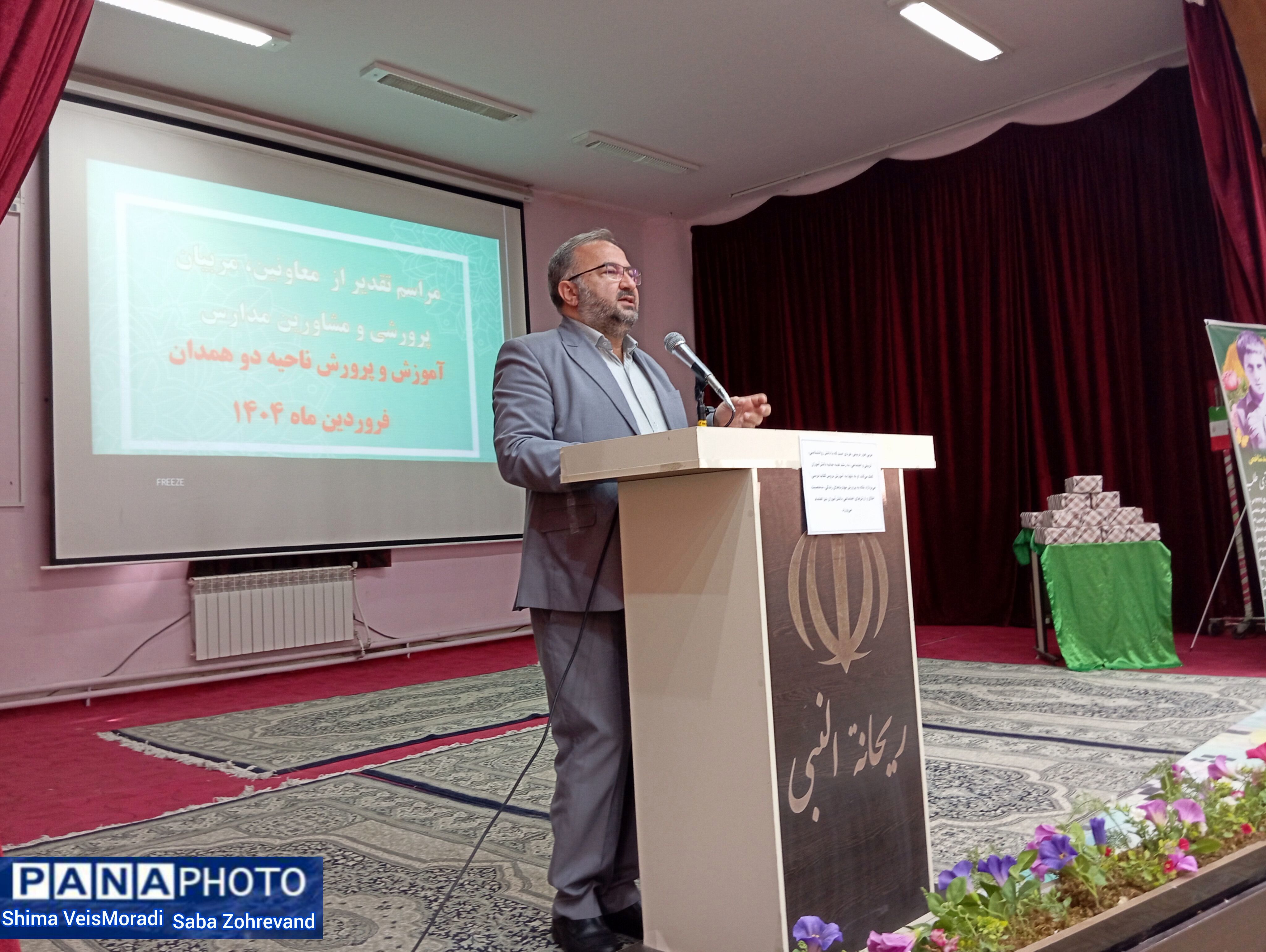 نخستین شهید شاخص ماه، دانش‌آموز ۱۴ ساله همدانی معرفی شد